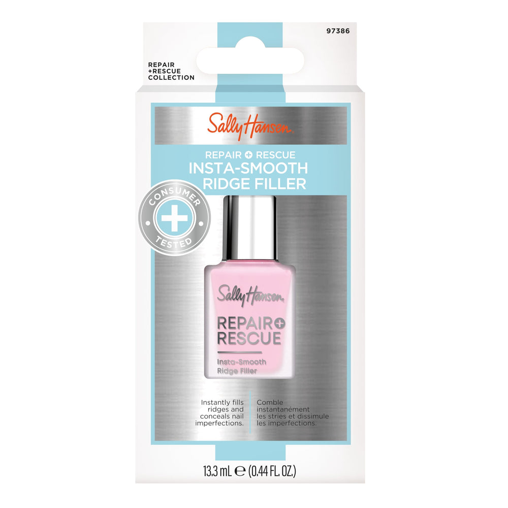 Sally Hansen in a lifestyle manicure setting for salon quality look