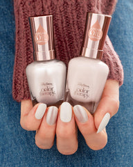 Sally Hansen close-up of nail surface showing mirror-like gloss benefit