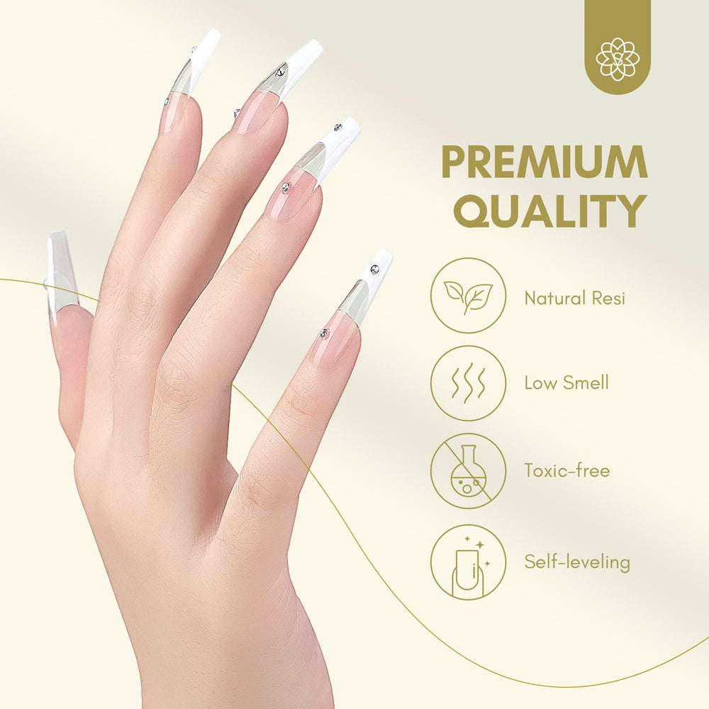 SAVILAND 30ml bottle next to ruler showing compact size benefit