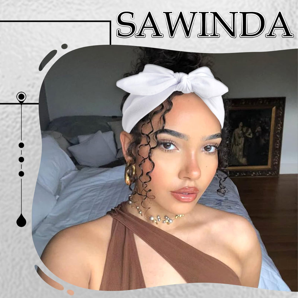SAWINDA fabric texture and stretch demonstrating soft, elastic, sweat-friendly material
