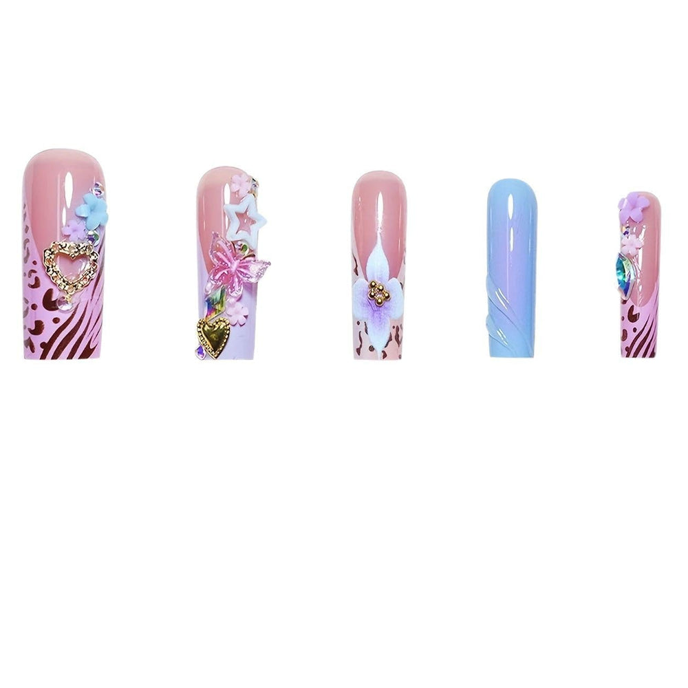 SEENEEY close-up of blue floral design highlighting delicate artwork and polish finish
