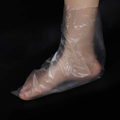 Segbeauty hand in liner during paraffin dip demonstrating cleaner treatments