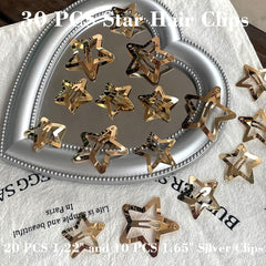Seneeel clips in hand size comparison illustrating two clip sizes