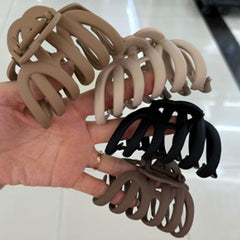 Seneeel four clips laid flat in a styled flatlay to show the set and coordinated look benefit