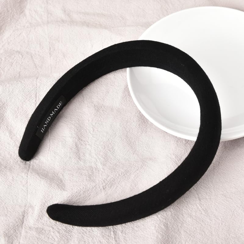 ShiQiao Spl next to a coin showing size and lightweight 26g portability benefit