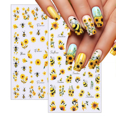 SHIQIXIANNV bee motif applied on a nail demonstrating playful accent appeal