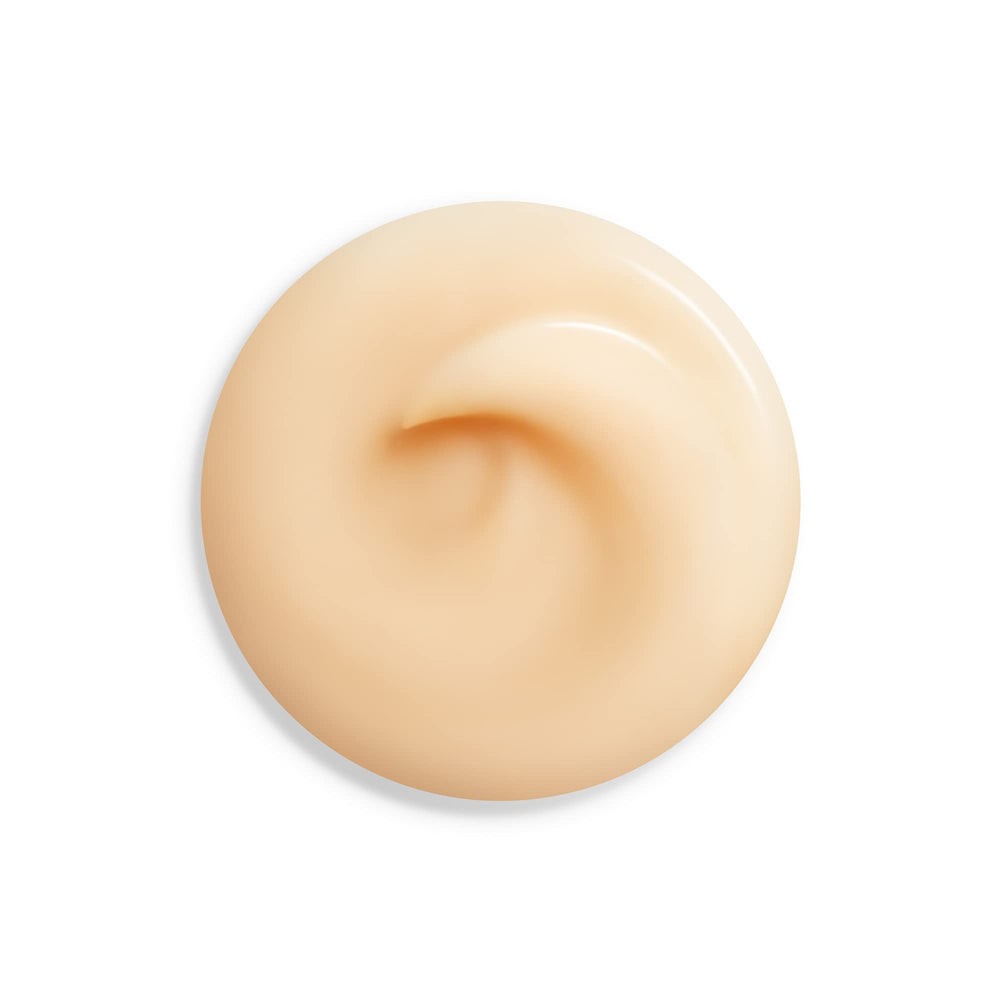 Shiseido creamy texture close-up demonstrating rich hydration and smooth application