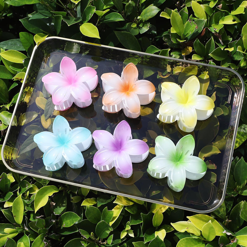Sisiaipu clip worn in half-up hairstyle displays secure style and comfortable wear