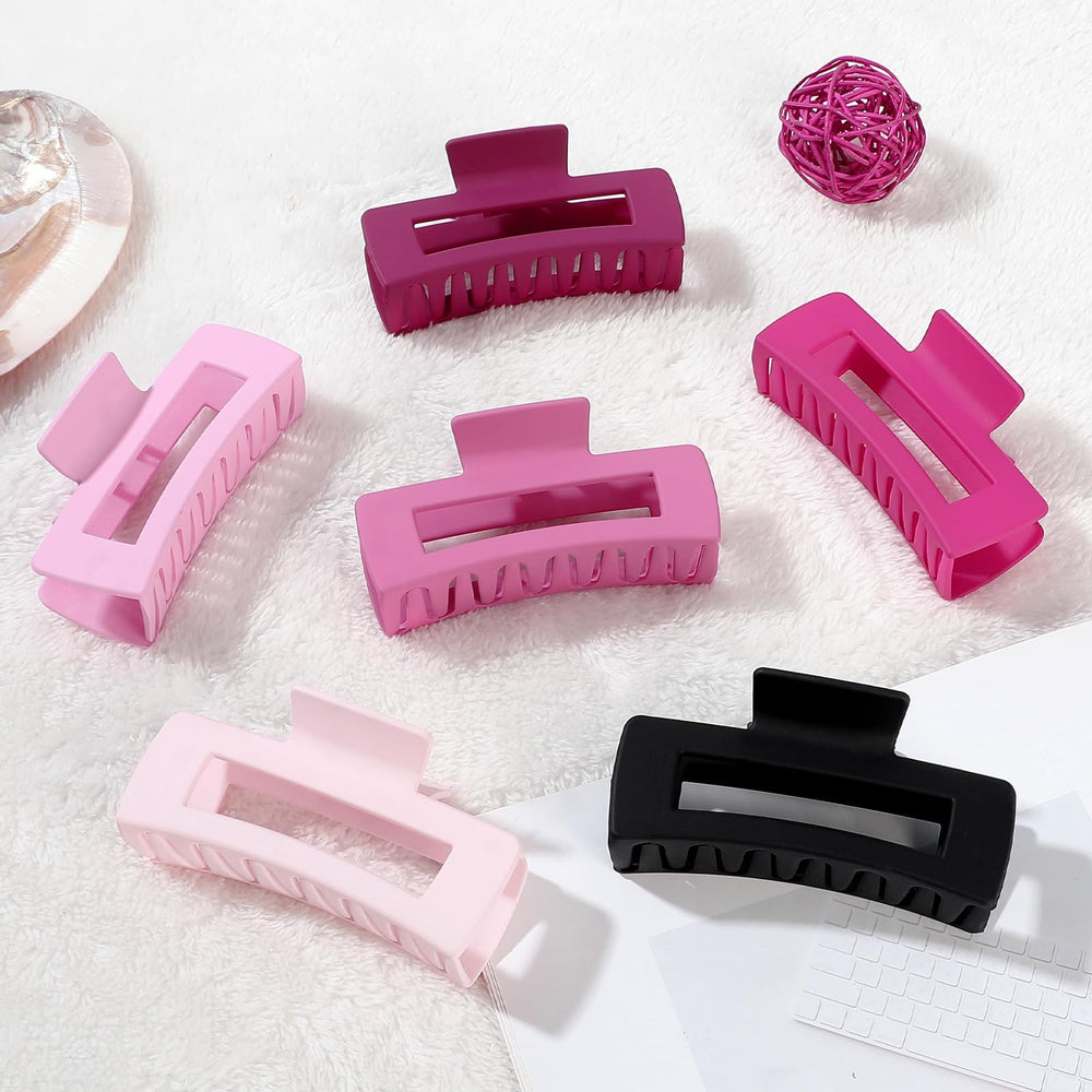 Sisiaipu clip holding a bun in hair showing easy styling and comfort
