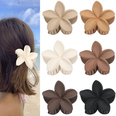 Sisiaipu in-use on beach updo demonstrating secure, stylish hold
