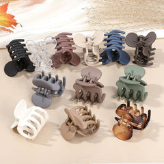 Sisiaipu transparent clip detail highlighting discreet hold and blendability