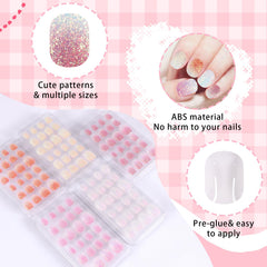 SIUSIO glitter texture detail on a nail tip showing sparkle and child-friendly durable shine