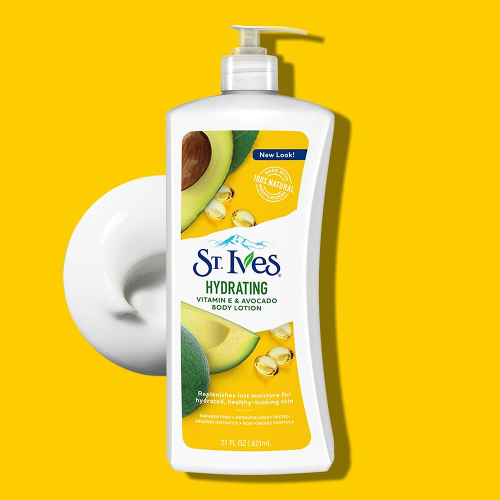 St. Ives pump dispenser and label detail highlighting easy use benefit