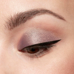 stila doe-foot applicator close-up demonstrating precise shimmer placement
