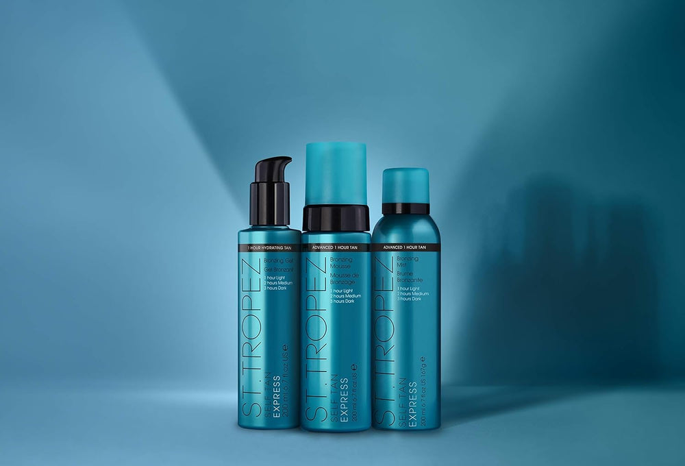 St.Tropez lifestyle shot spraying back and shoulder for easy reach