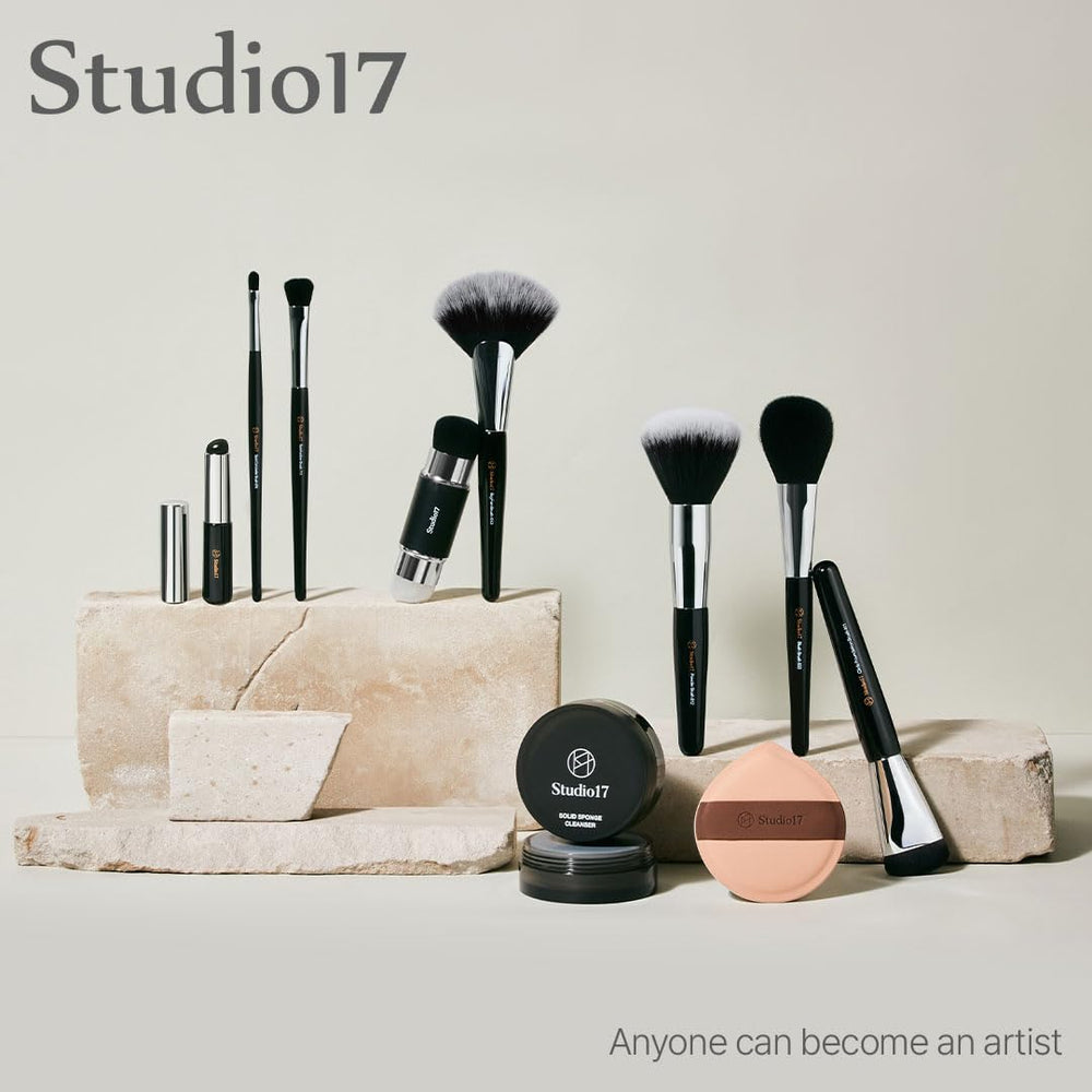 STUDIO17 spatula in a makeup bag with other tools showing easy storage and readiness