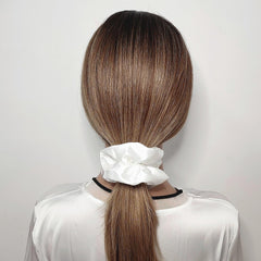 Sufermoe satin texture close-up highlighting smooth finish and gentle hair protection