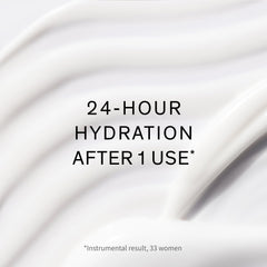 Sulwhasoo creamy emulsion texture close-up highlighting smooth absorption
