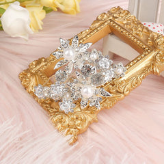 SUMAJU hair clips placed in an updo demonstrating comfortable all-day wear