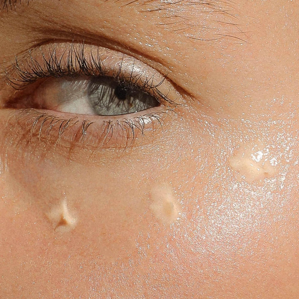 Summer Fridays label close-up listing vitamin C and peptide benefits