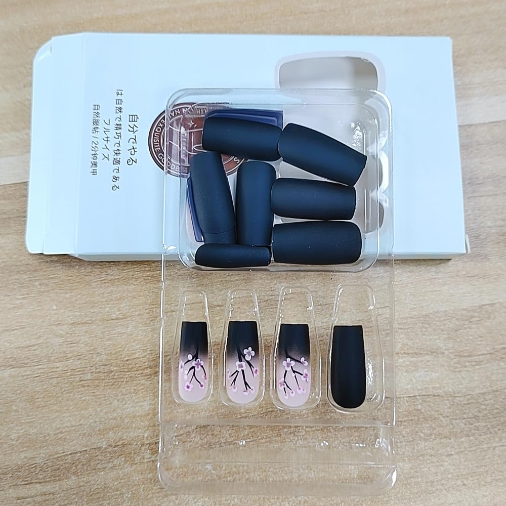Teilihai nails on model fingers for scale, realistic size and wear preview