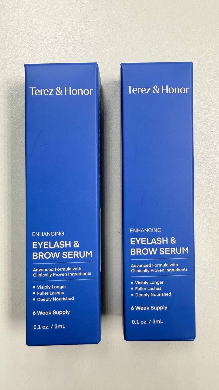 Terez & Honor model applying serum demonstrating targeted use