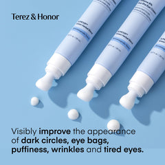 TEREZ & HONOR under-eye patch applied on skin demonstrating de-puffing effect