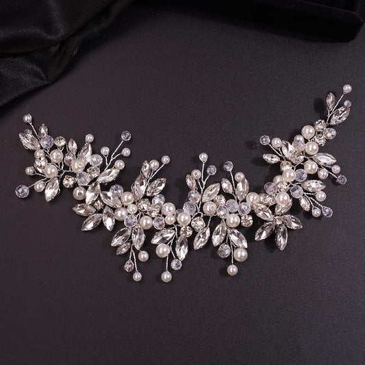 Teyglen silver headband front view showing vine design and balanced sparkle
