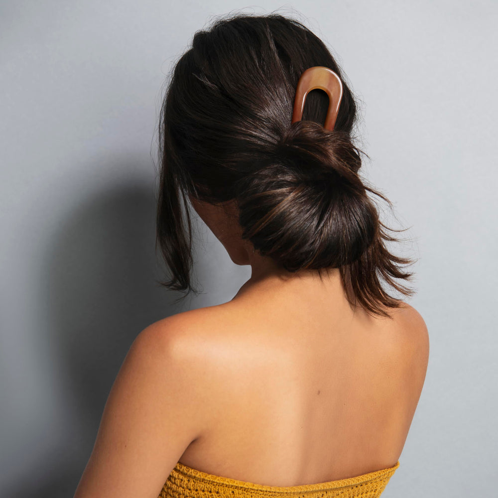 The Hair Edit curved profile detail showing ergonomic shape for comfortable wear