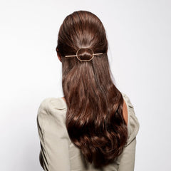 The Hair Edit pin close-up showing secure tip and easy threading for quick hold