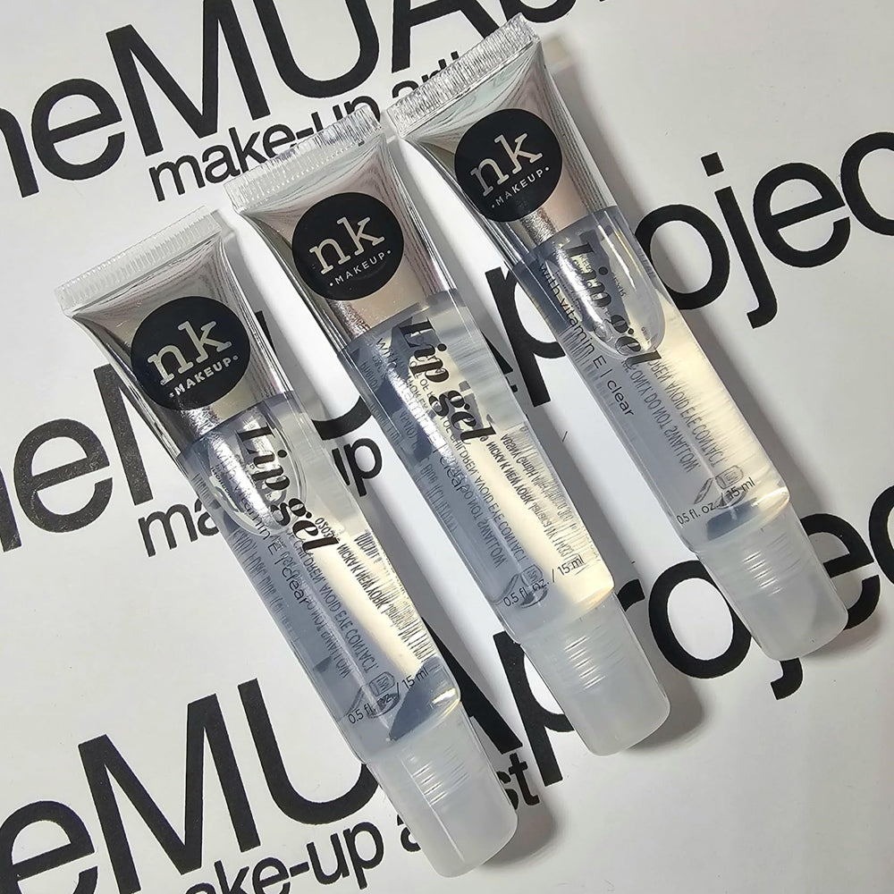 The Make-Up Artist Project gloss in use over lipstick highlighting enhanced shine