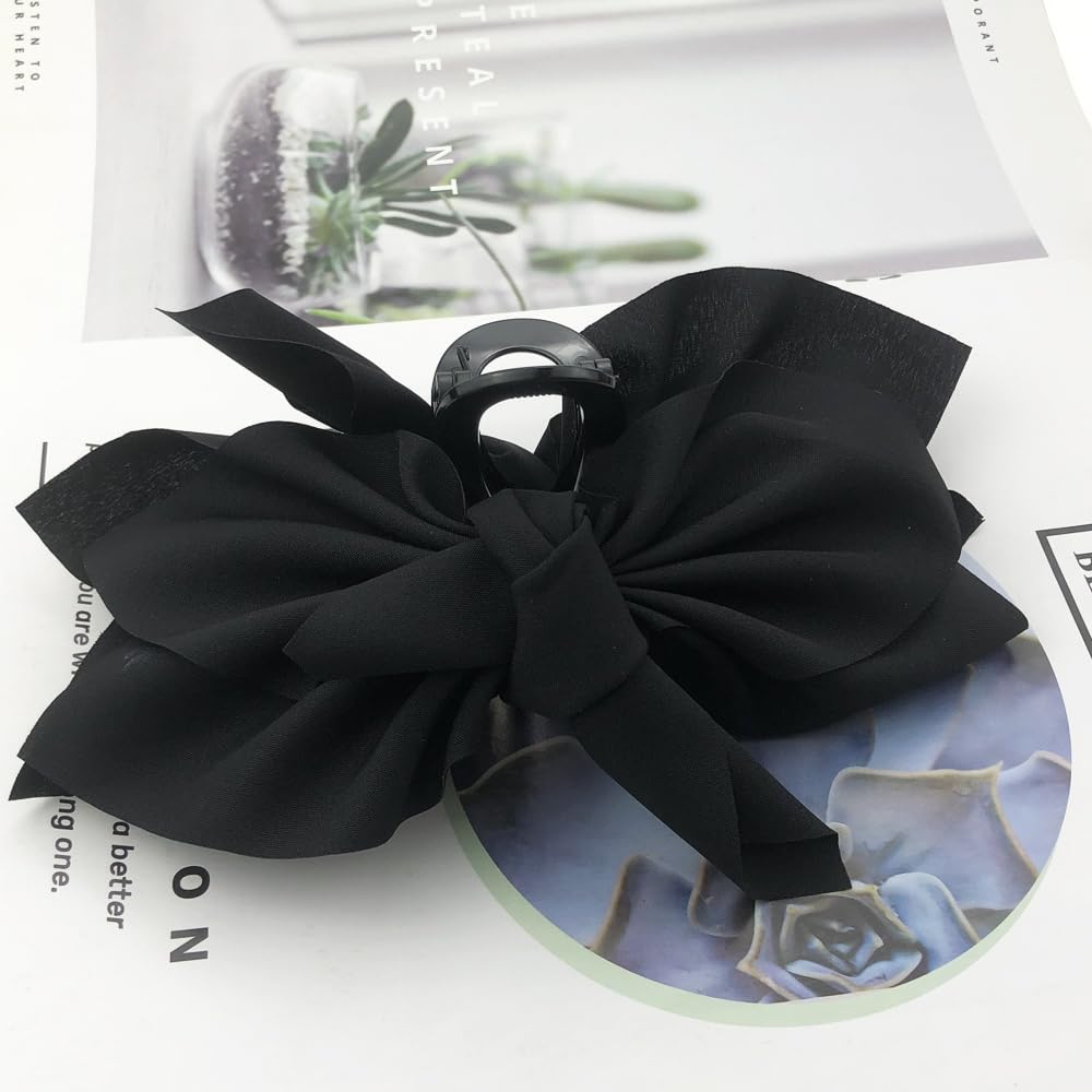 Thinslimer lifestyle outdoor styling with clips adding boho flair and polish