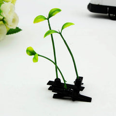 Tianhoudeger clipped onto a headband and hat, versatile accessory use