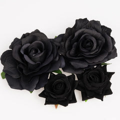 Topbuti comparison of small and large roses showing size options