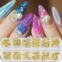 Tyuimhx close-up of gold seashell charm highlighting fine 3D detail and shine