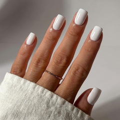 UNA GELLA front packaging showing full press-on nail kit and essentials