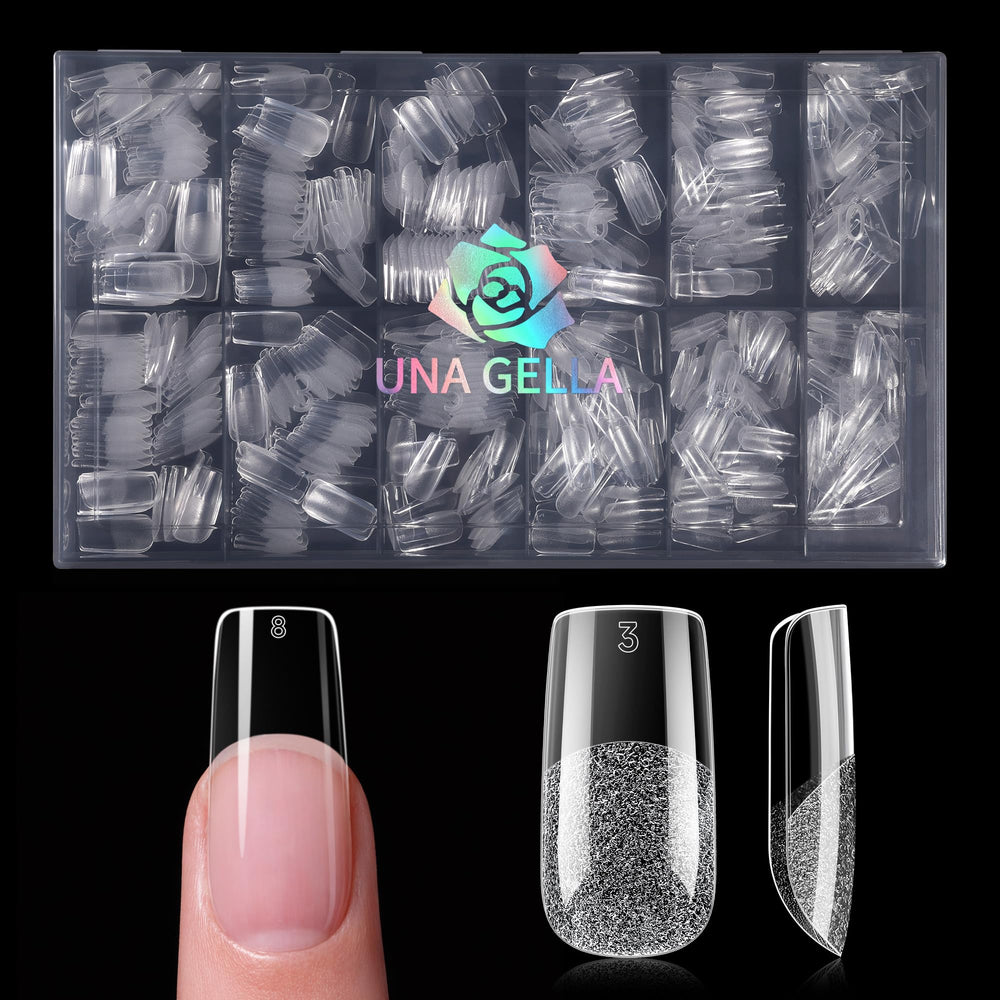UNA GELLA lifestyle image at desk showing typing-friendly length