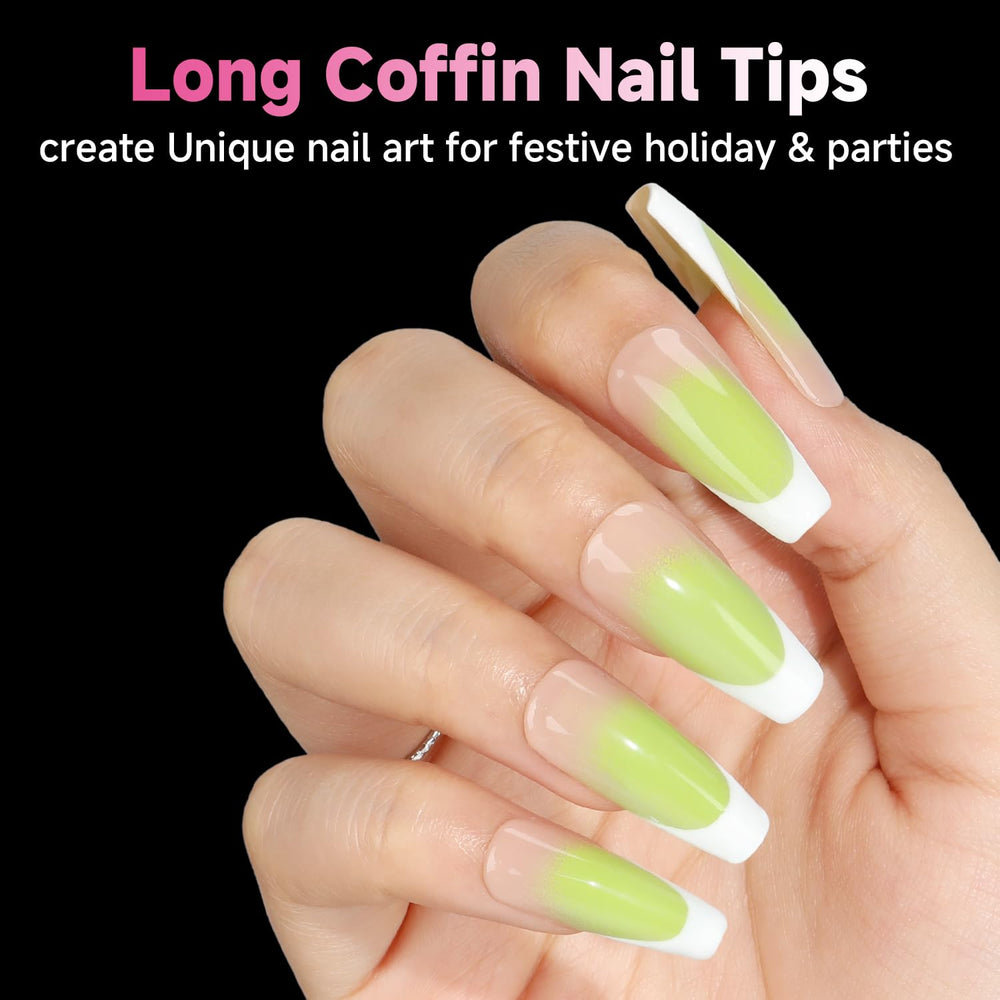UNA GELLA polished finished nails on hand illustrating salon-quality look