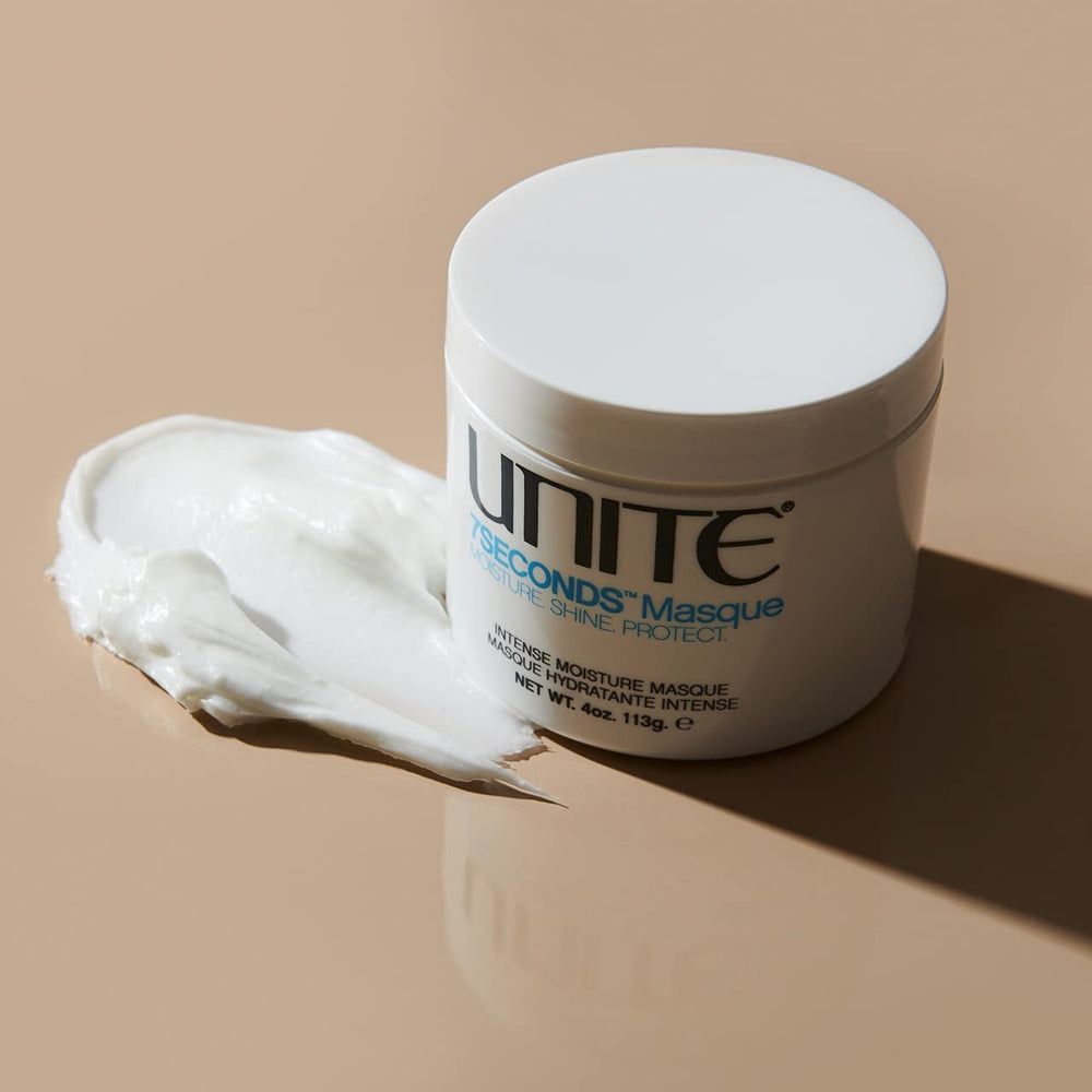 UNITE 7SECONDS Masque creamy texture close-up for intense hydration