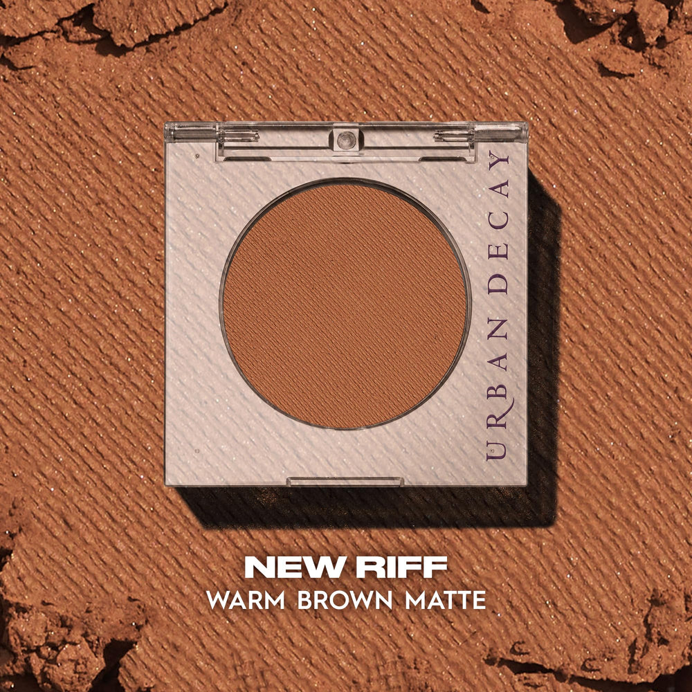 URBAN DECAY swatch stroke of New Riff showing creamy matte finish and blendability
