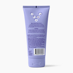 V&CO jar on a beach setting illustrating natural, beachy wave results