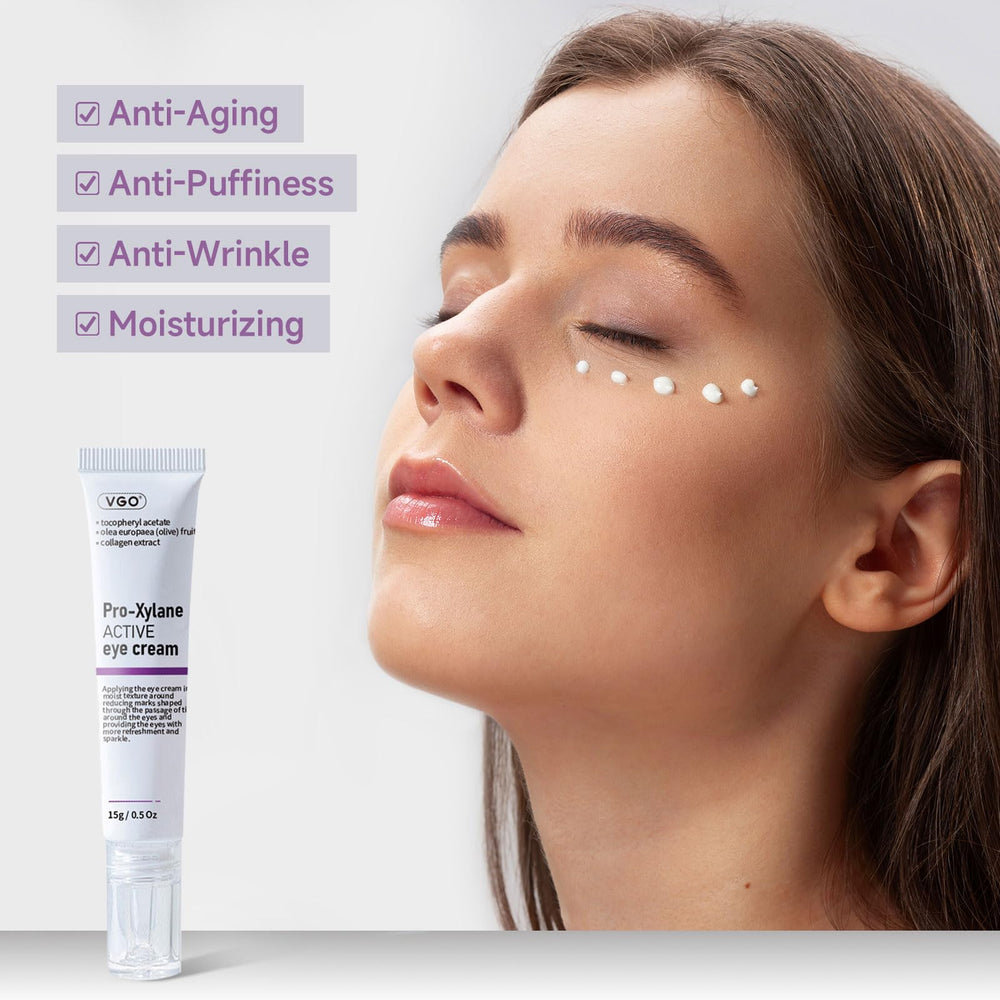 VGO cream texture swipe revealing smooth putty texture for fast absorption