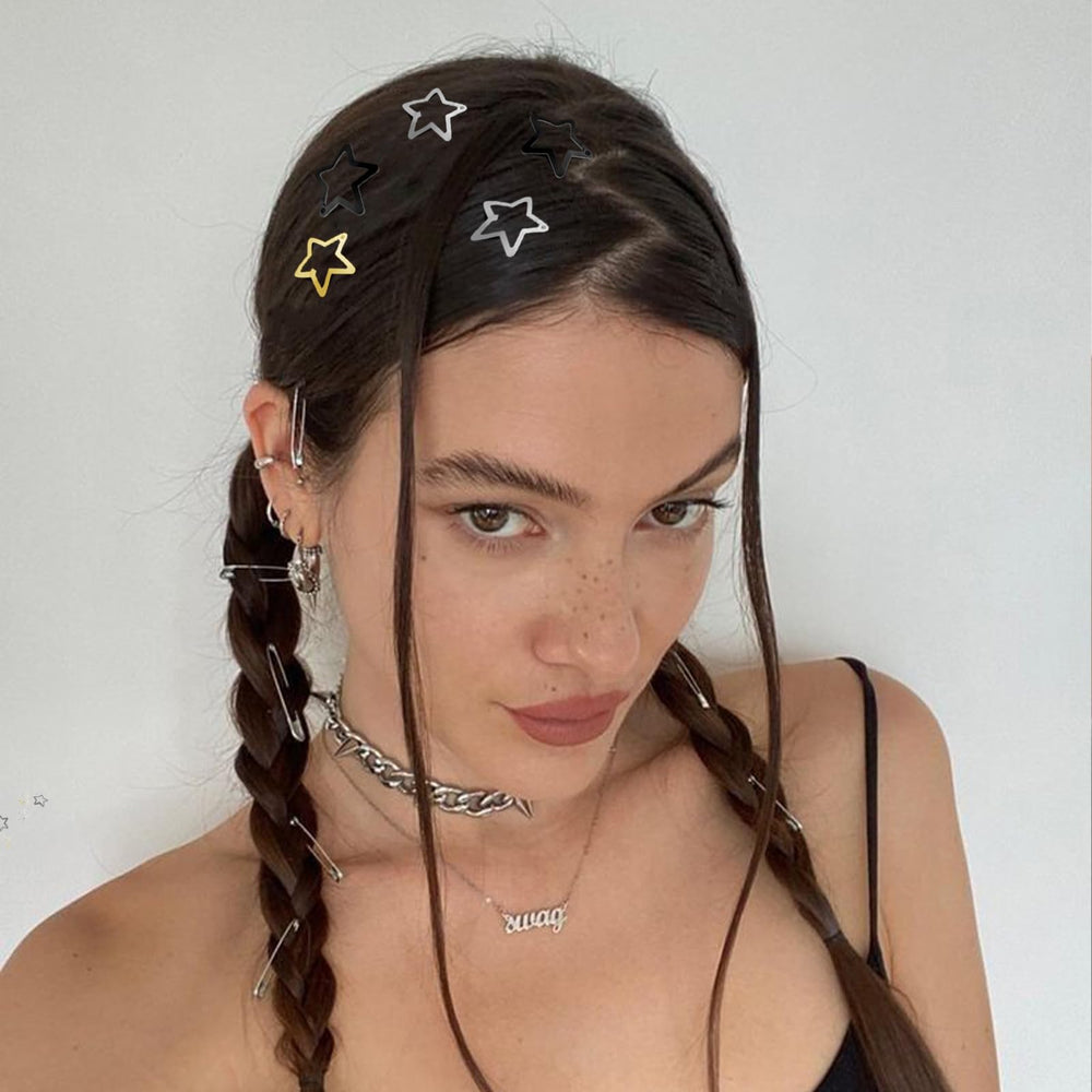 VIBILIA clips worn at a festival adding retro Y2K flair and easy styling