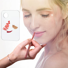 Vin Beauty mixing foundation on palette enables precise color matching