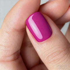 Vishine swatch on nails showing true magenta purple color payoff benefit