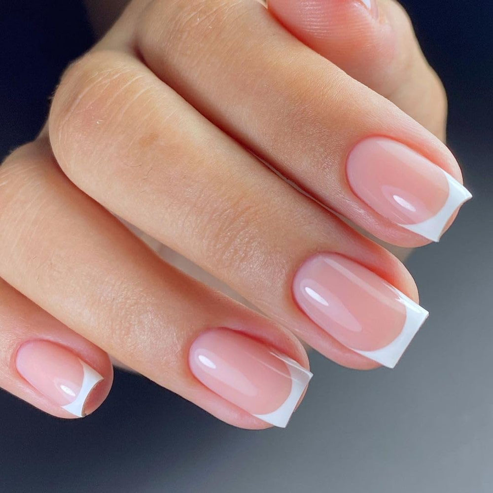Vishine white tip close-up brush stroke for precise classic French lines