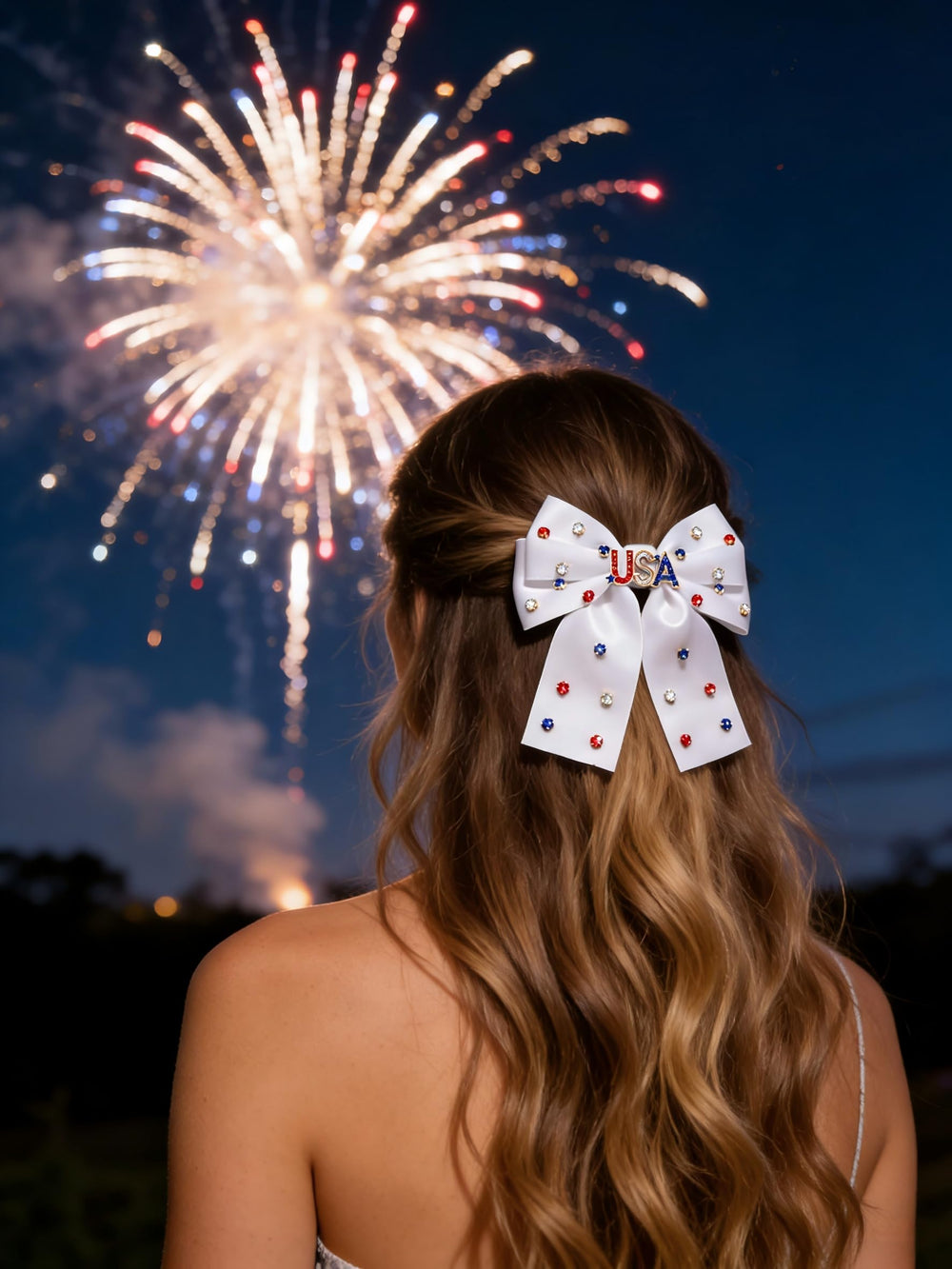 vokone woman at parade wearing bow to enhance patriotic outfit
