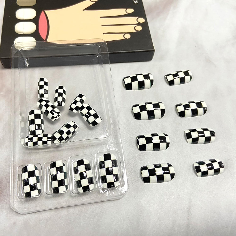 Vopintpy in-use application with hand pressing on nail for quick DIY manicure