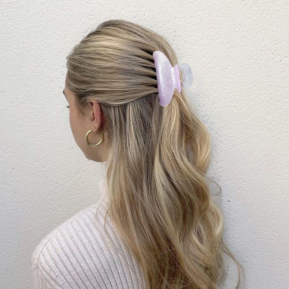 VRbeatter worn in a half-up hairstyle for quick, elegant styling