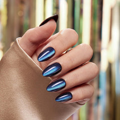 VSALON texture detail showing glossy cat eye reflection, durable high-shine benefit
